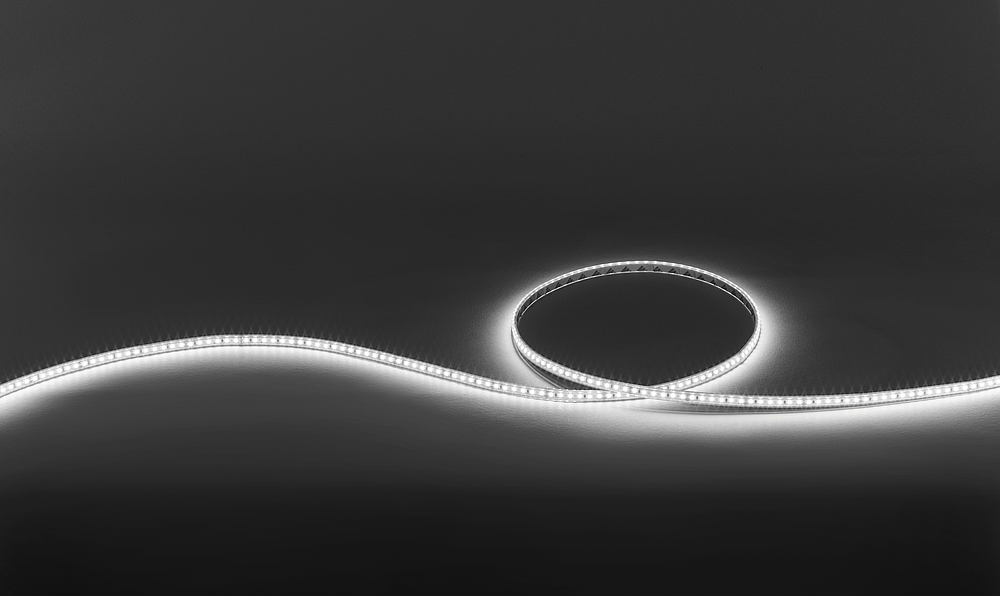 KIT JAKLED 60 HR 3000K 2,5M