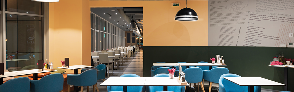 Uni-Fit IP44 240V 23W 830