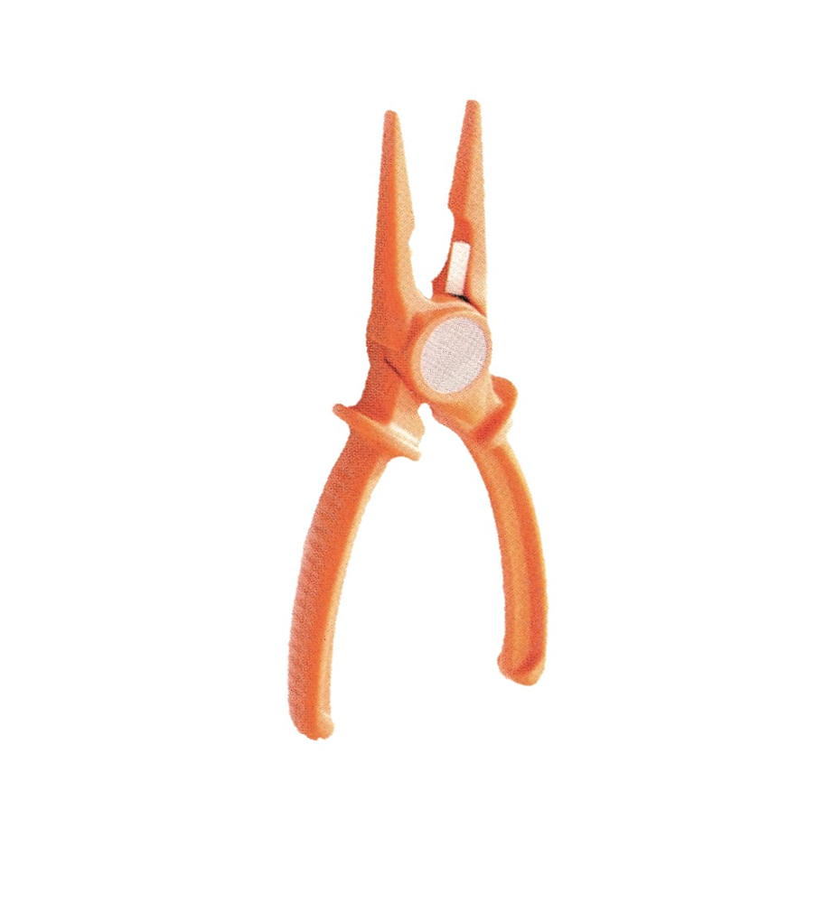 pince becs plats isolee compos