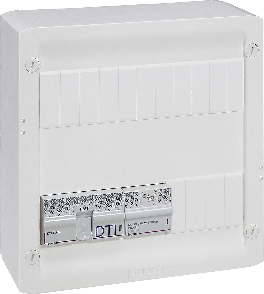 BASIQUE DP 4 RJ45+2TV DRIVIA13