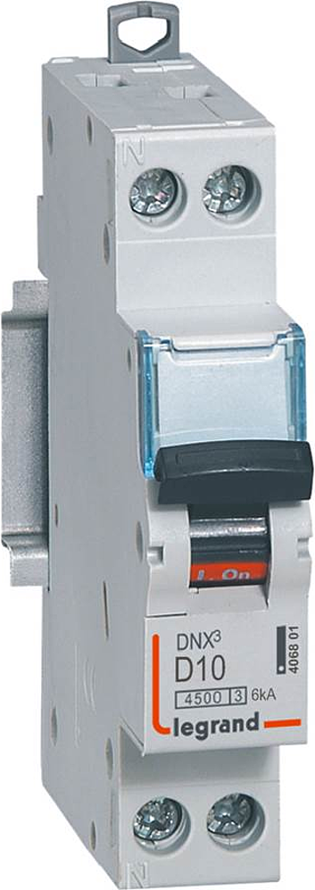 Disjoncteur courbe D