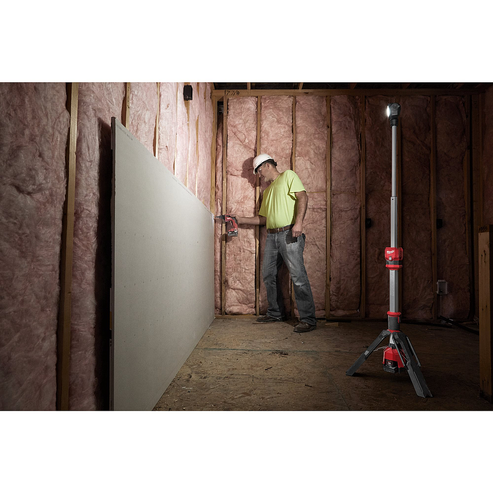 ÉCLAIRAGES EN HAUTEUR