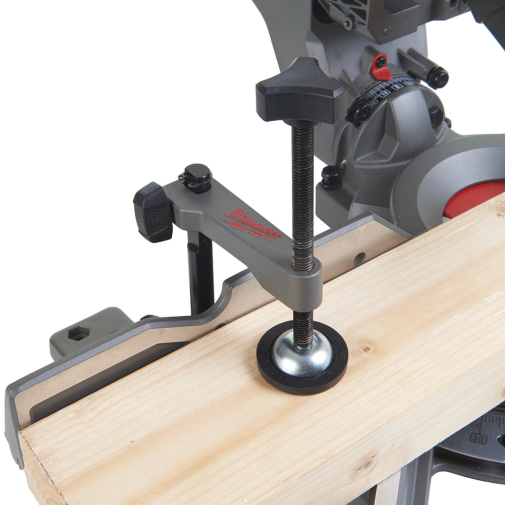 SCIES À ONGLET RADIALES