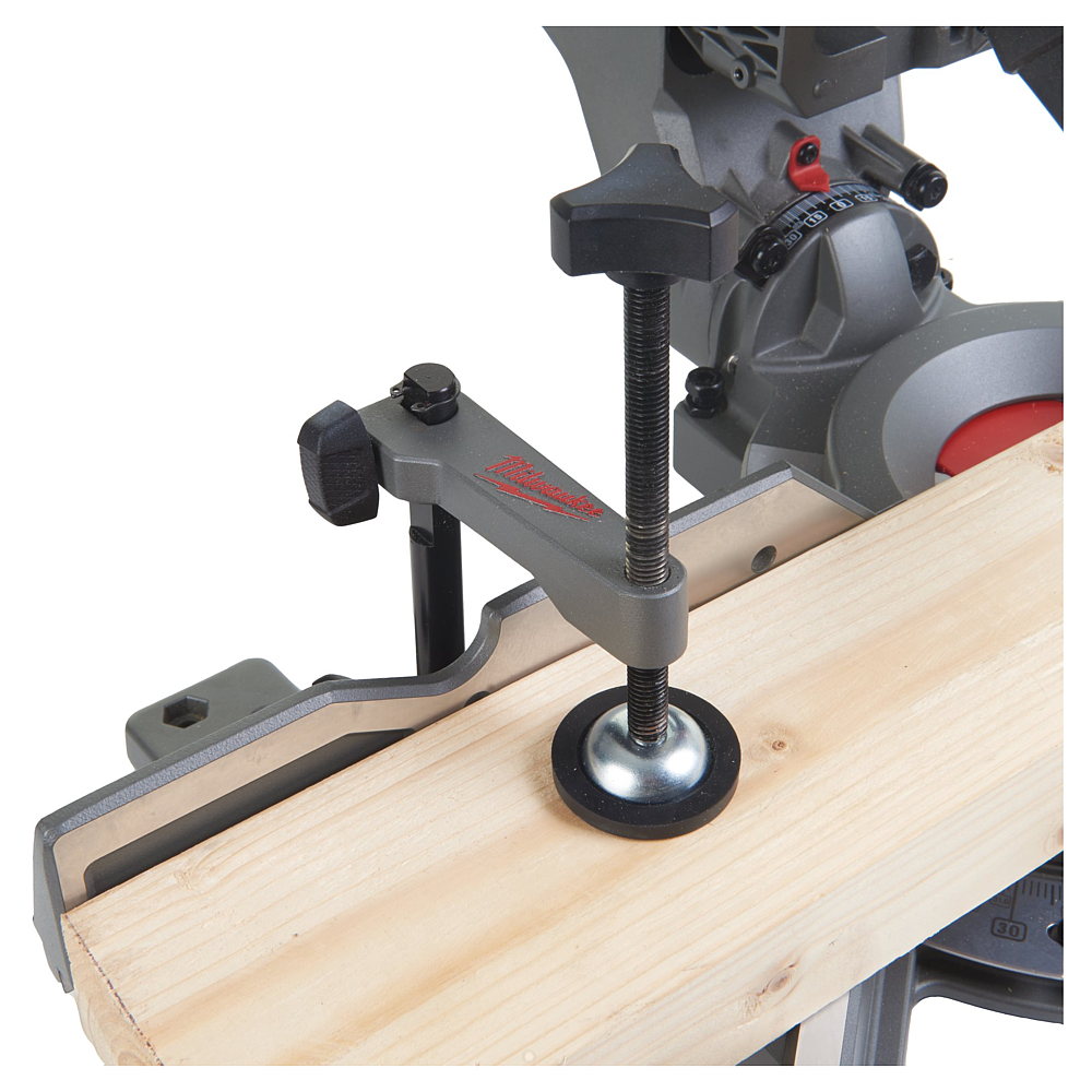 SCIES À ONGLET RADIALES