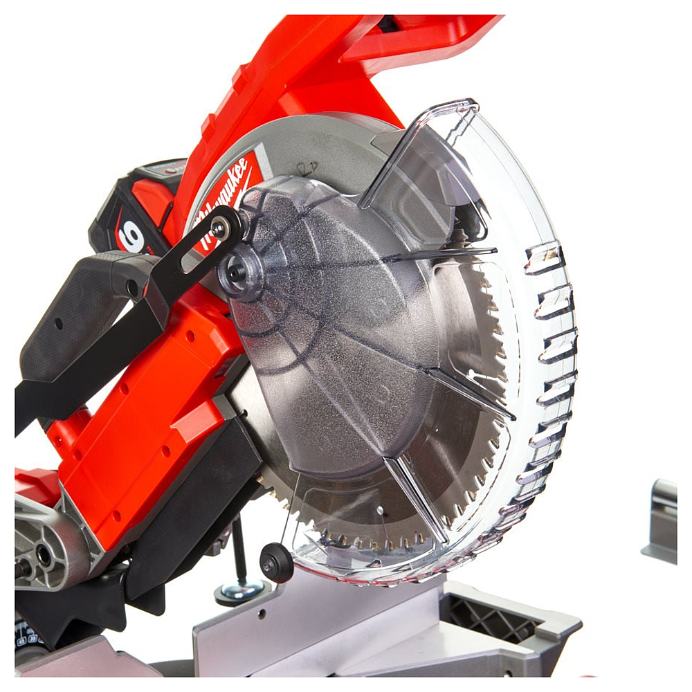 SCIES À ONGLET RADIALES