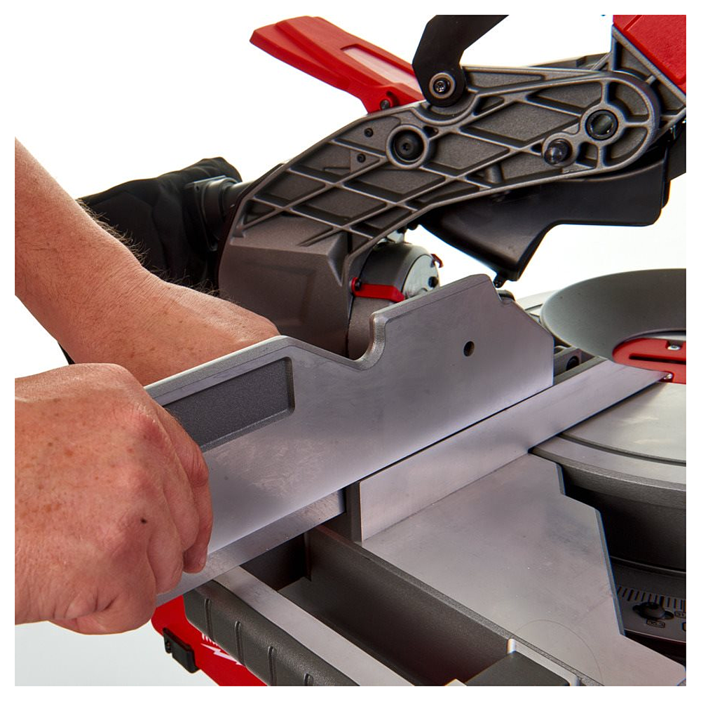 SCIES À ONGLET RADIALES