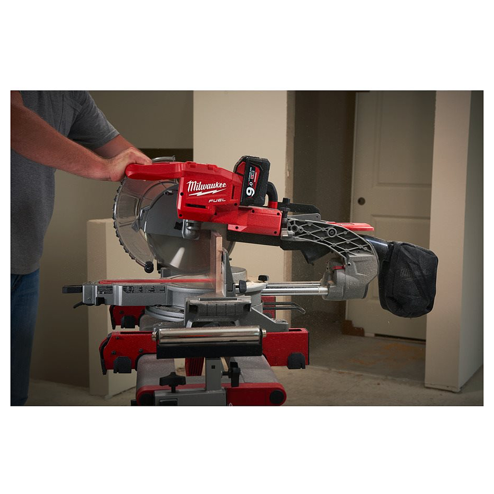 SCIES À ONGLET RADIALES