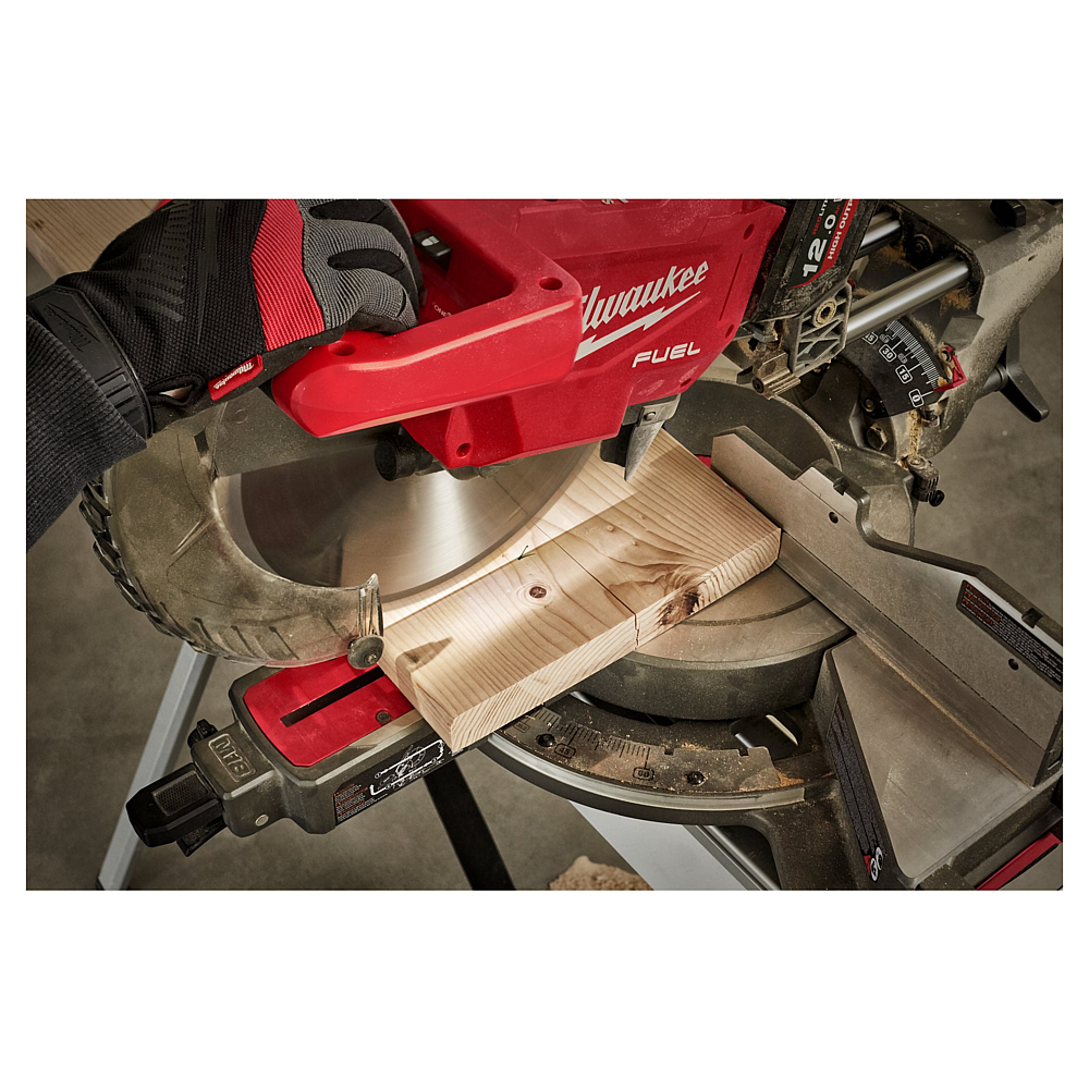 SCIES À ONGLET RADIALES