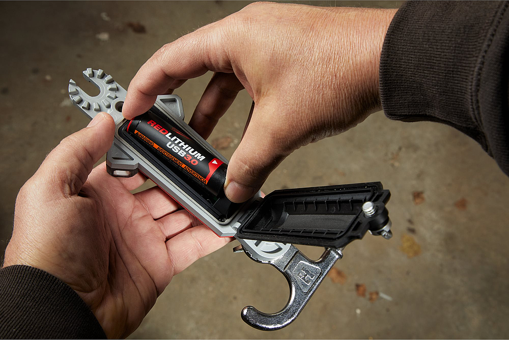 BATTERIES & CHARGEURS