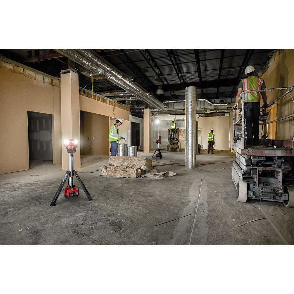 PROJECTEUR TRÉPIED DE CHANTIER HIGH OUTPUT M18 HOSALC-0