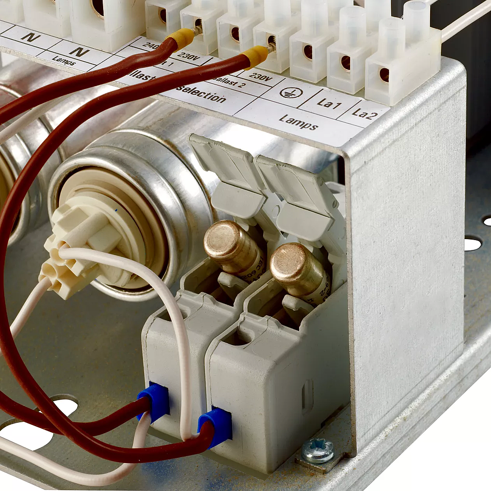 ECB330 HPI-T1000W 230-240V PA