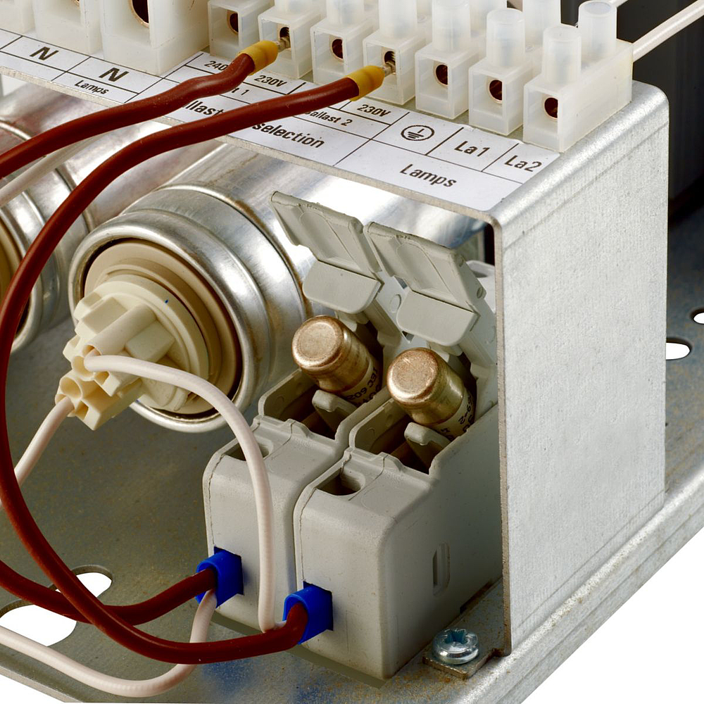 ECB330 MHN-LA1000W 230-240V FU