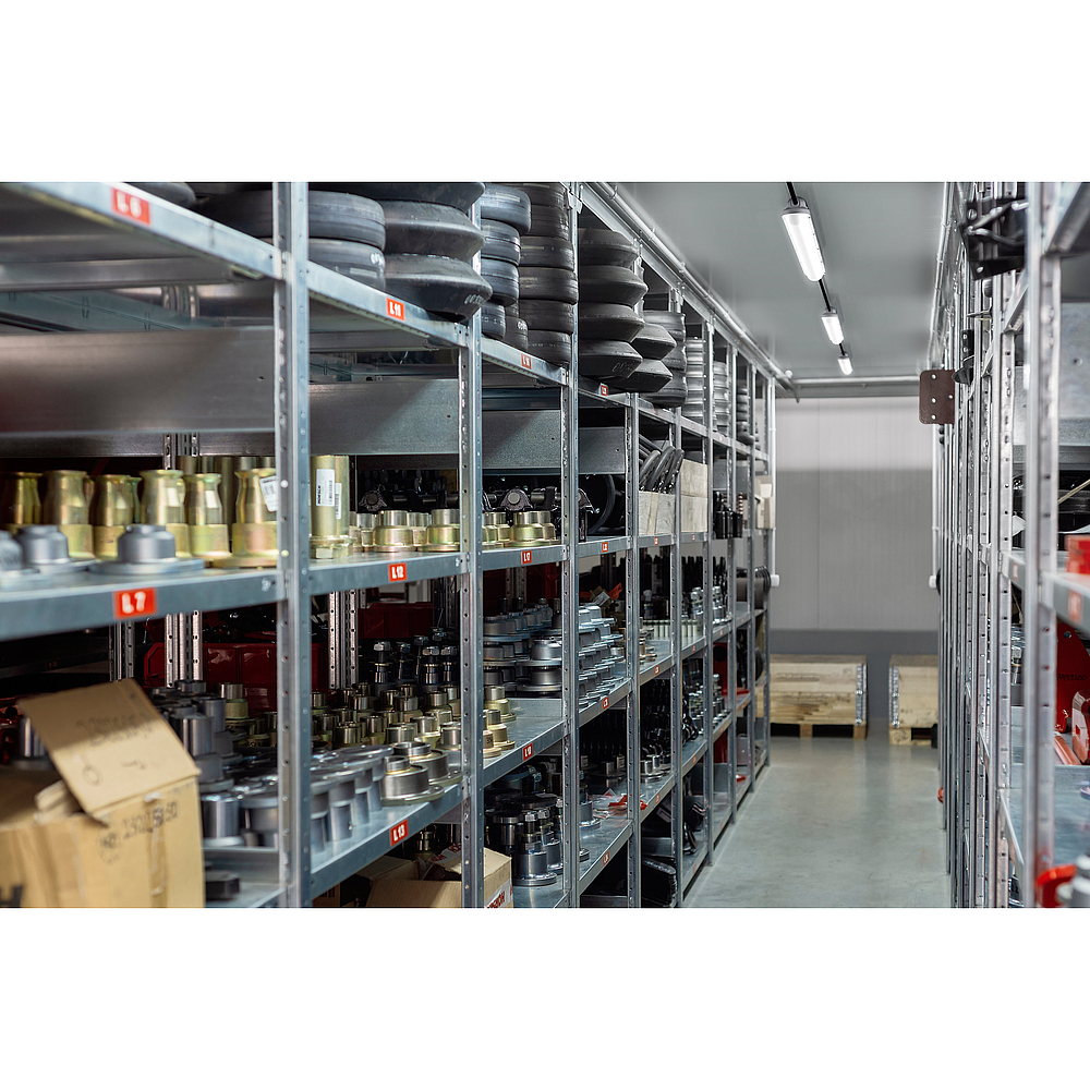 CorePro LEDtube UN 600mm HO 8W