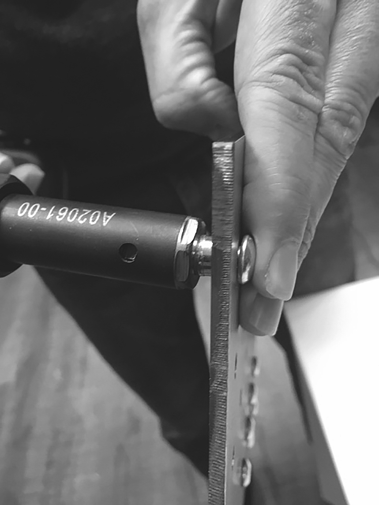 rivet 2bat 18v - e-7 + kit2