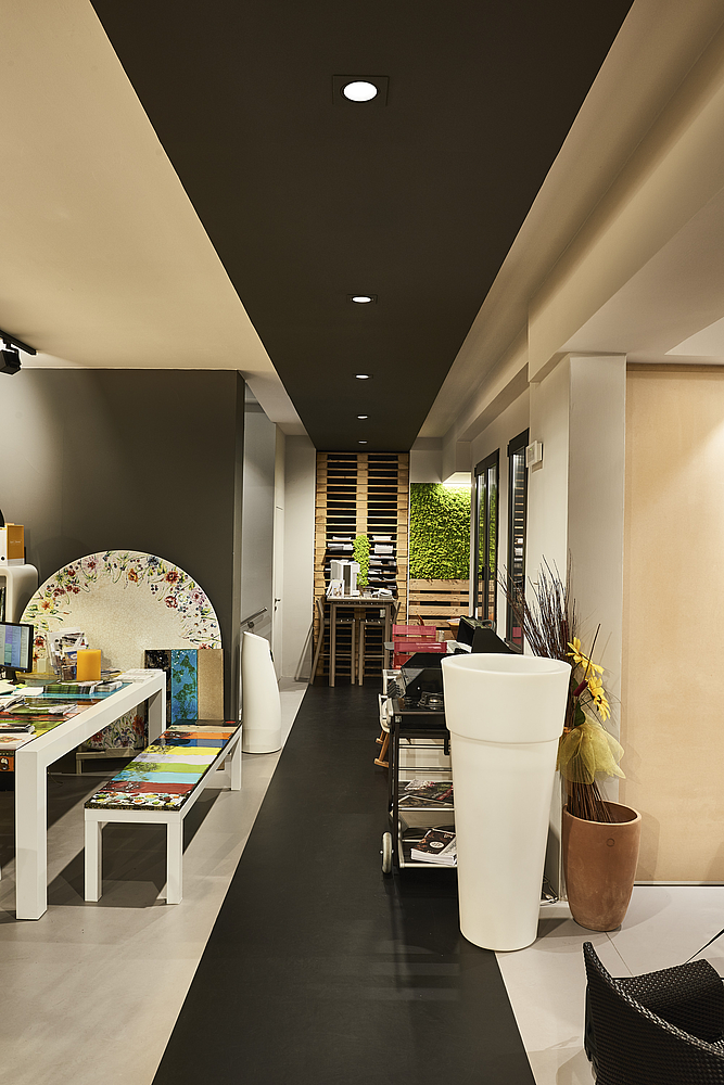 NEW TRIA 68 CARRE noir DTW