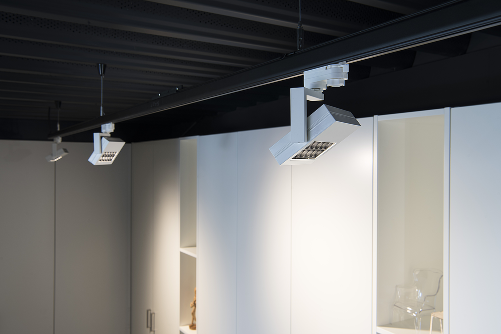PROFUNO blanc LED 3000K 30°