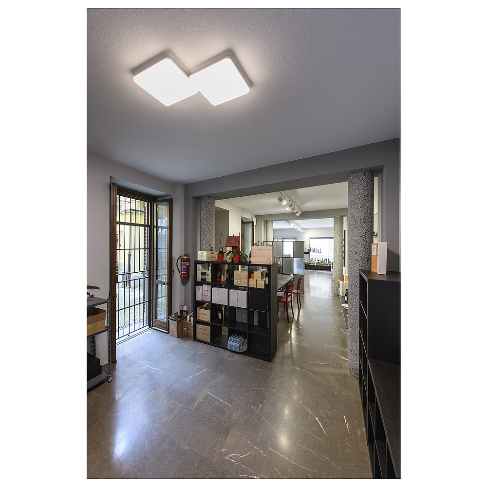 SIMA app carré bl 3000K