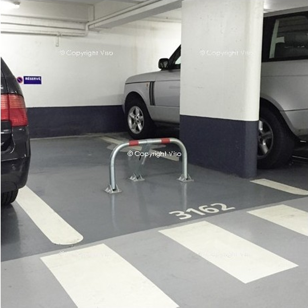 Arceau de parking standard et pied en fonte ouverture unique